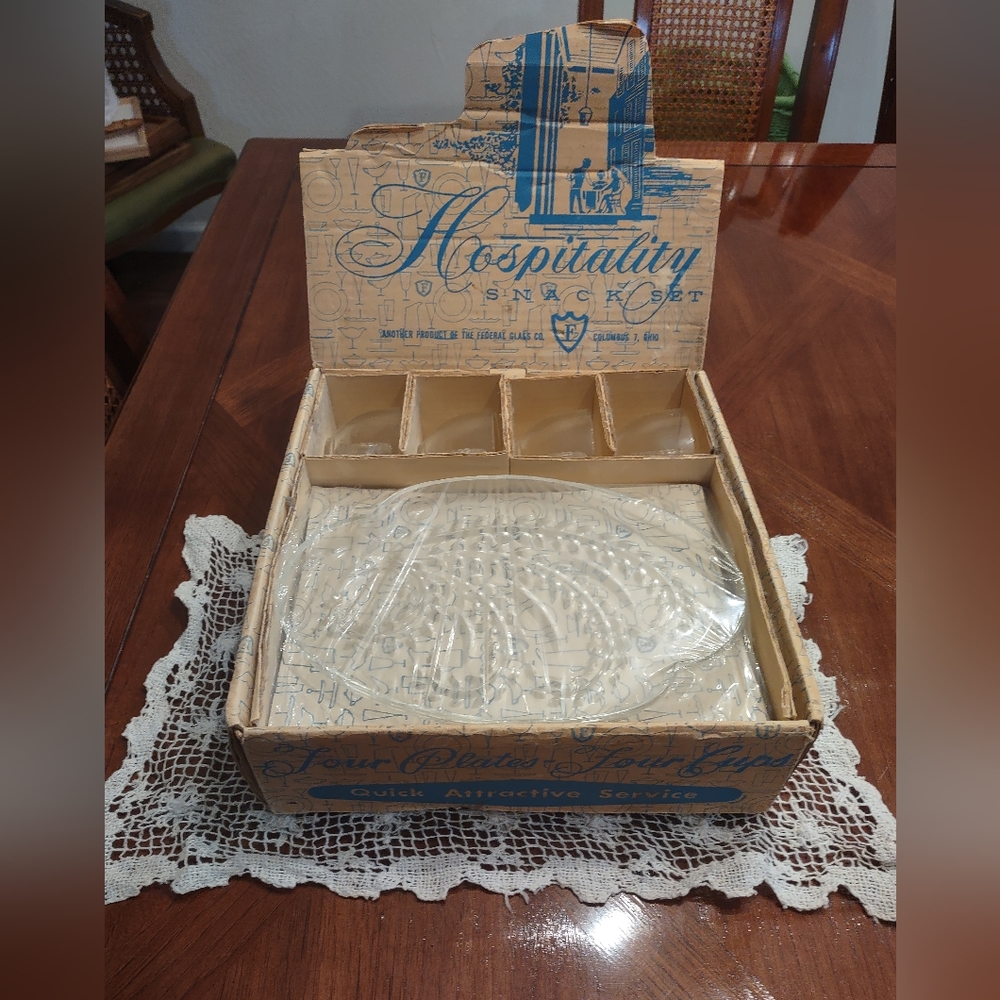NEW Vintage Federal Glass Hospitality Snack Set